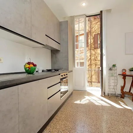 4bnb - Tiberina Spacious Apartament Rzym