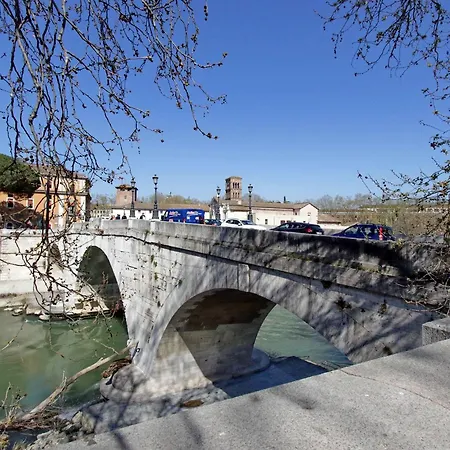 Apartment 4bnb - Tiberina Spacious