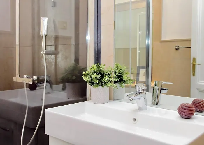 Apartament 4bnb - Tiberina Spacious